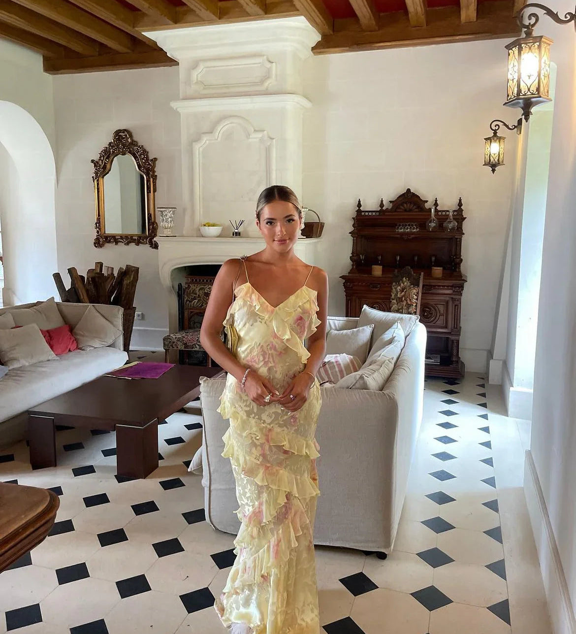 Juliet - Long Dress with Ruffles