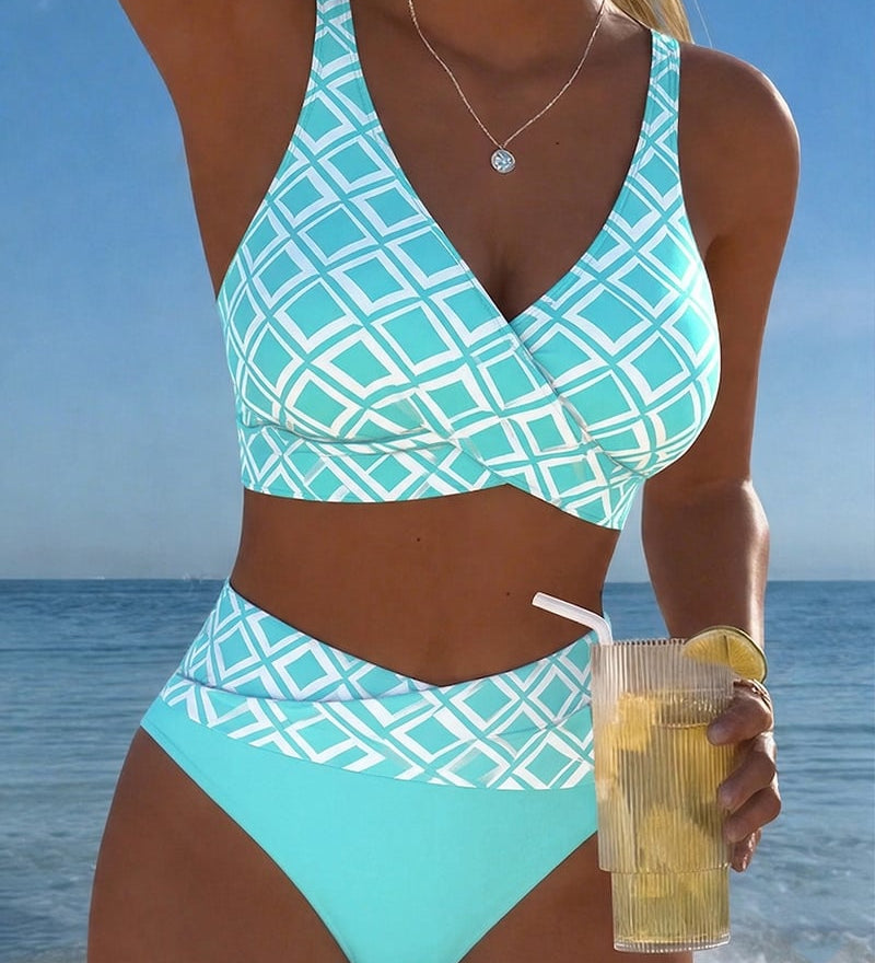 Sydney - Two-Piece Bikini with Cut-Out Bra and Diamond Pattern